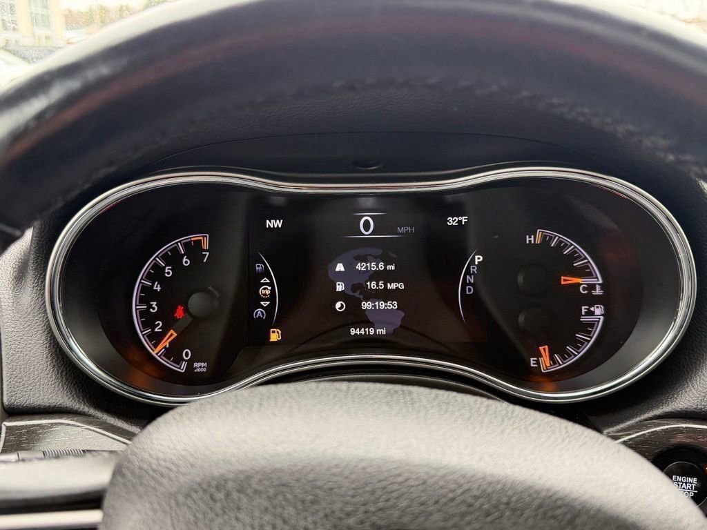 Used 2018 Jeep Grand Cherokee Altitude image 18