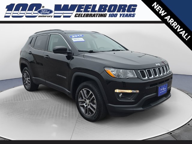 Used 2017 Jeep Compass Latitude w/ Popular Equipment Group AWD/4WD image 7