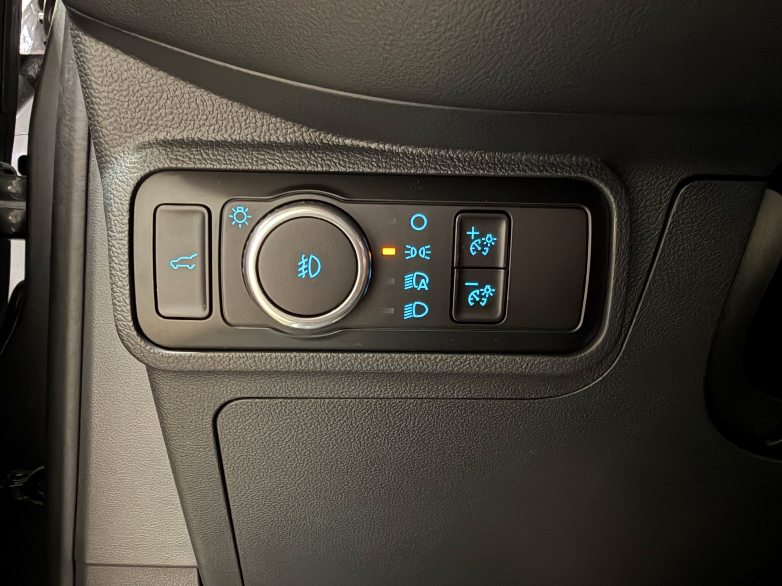 Certified 2025 Ford Explorer ST-Line AWD/4WD image 14