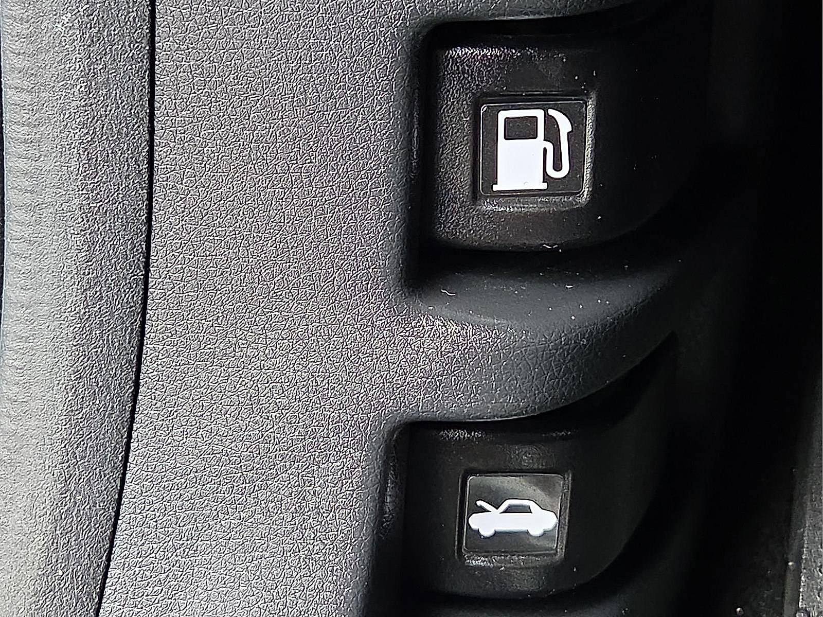 Used 2020 Honda CR-V LX image 20