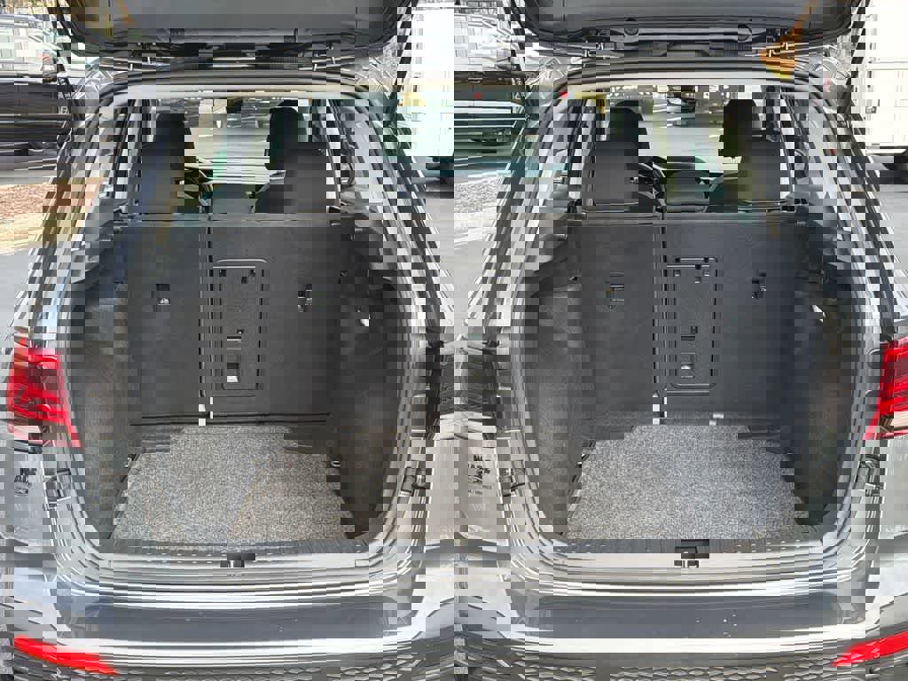 Used 2024 Volkswagen Taos S image 16