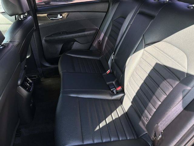 Used 2023 Kia Forte GT-Line w/ GT-Line Premium Package FWD image 18
