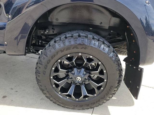 Certified 2022 Ford F350 Platinum w/ FX4 Off-Road Package image 15