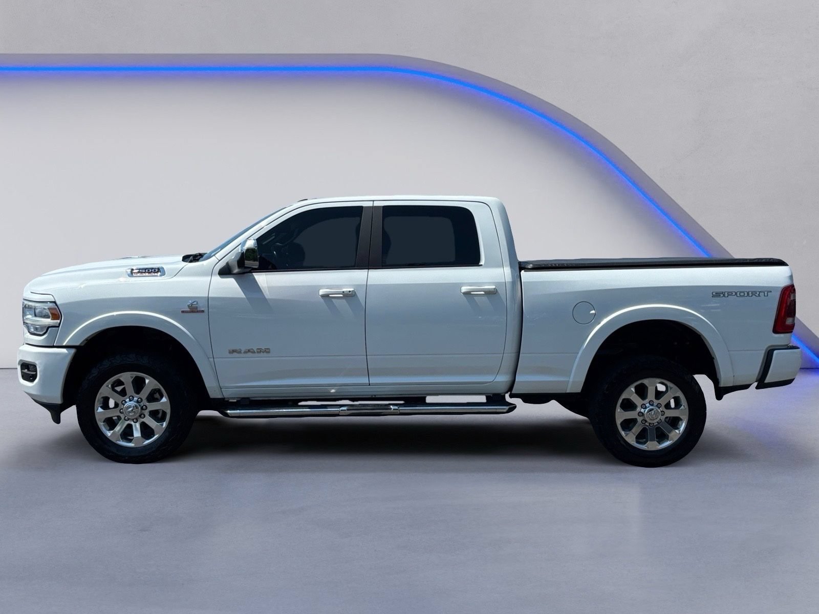 Used 2021 RAM 2500 Laramie w/ Safety Group B AWD/4WD image 7