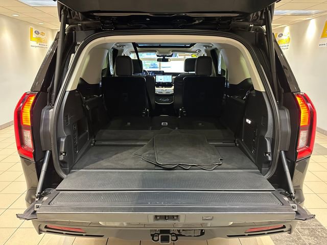 Certified 2025 Ford Expedition Active AWD/4WD image 18
