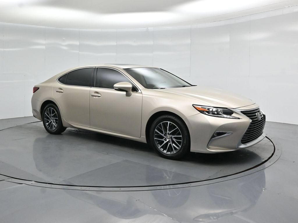 Used 2017 Lexus ES 350 w/ Navigation System Package FWD image 26