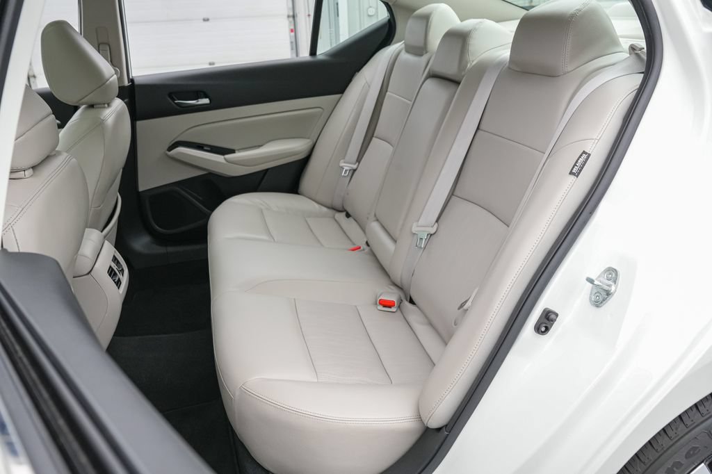 Used 2021 Nissan Altima 2.5 SL FWD image 19