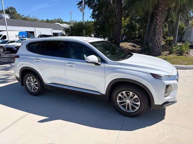 Used 2019 Hyundai Santa Fe SE FWD image 2