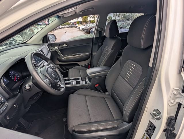 Used 2018 Kia Sportage LX w/ LX Popular Package image 7