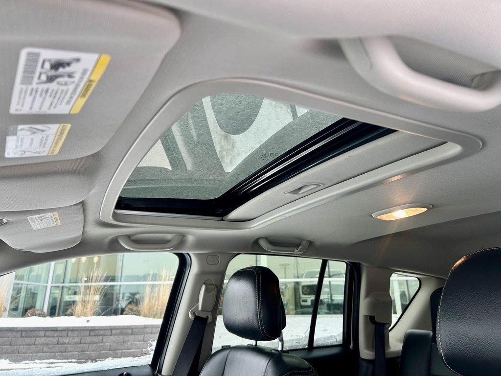 Used 2017 Jeep Compass High Altitude image 28