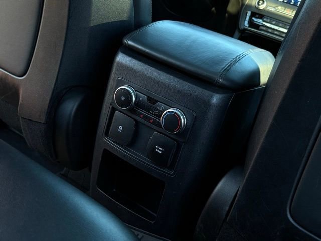 Certified 2020 Ford Explorer Platinum w/ Premium Technology Package image 36