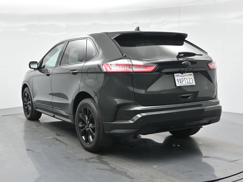 Certified 2022 Ford Edge SE w/ Black Appearance Package AWD/4WD image 28
