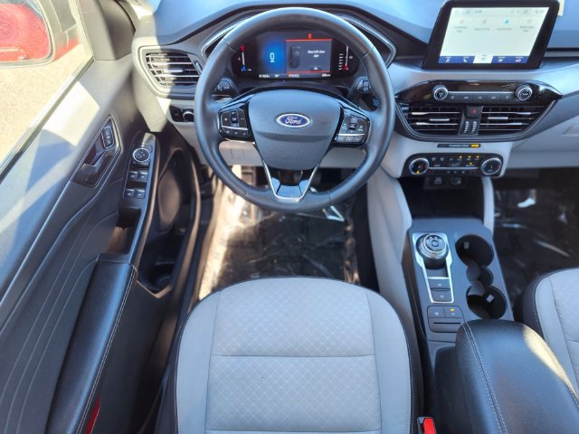 Certified 2024 Ford Escape Active AWD/4WD image 13