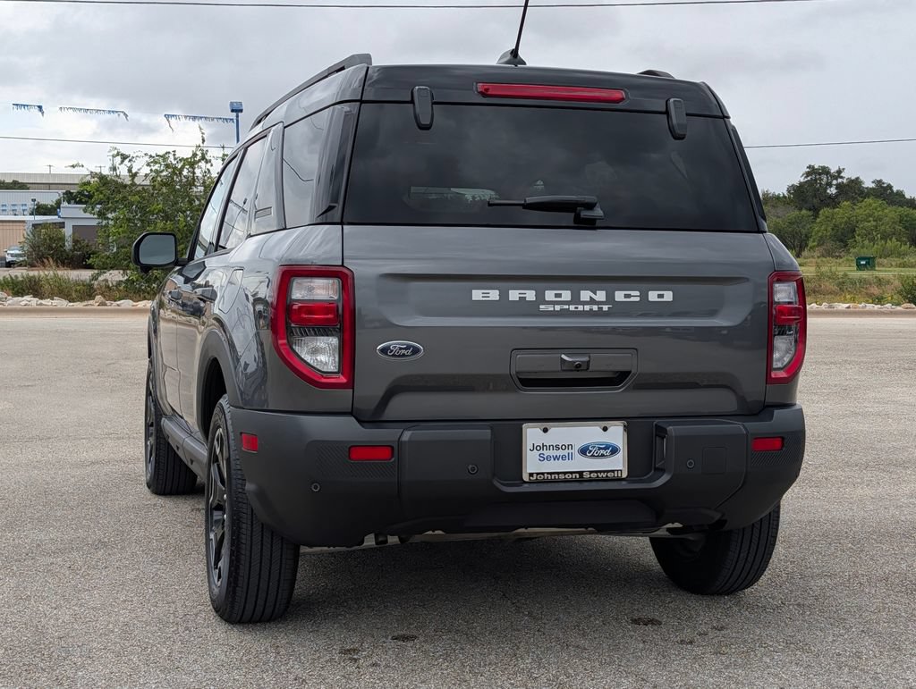 Certified 2025 Ford Bronco Sport Outer Banks w/ Outer Banks Tech Package+ AWD/4WD image 6