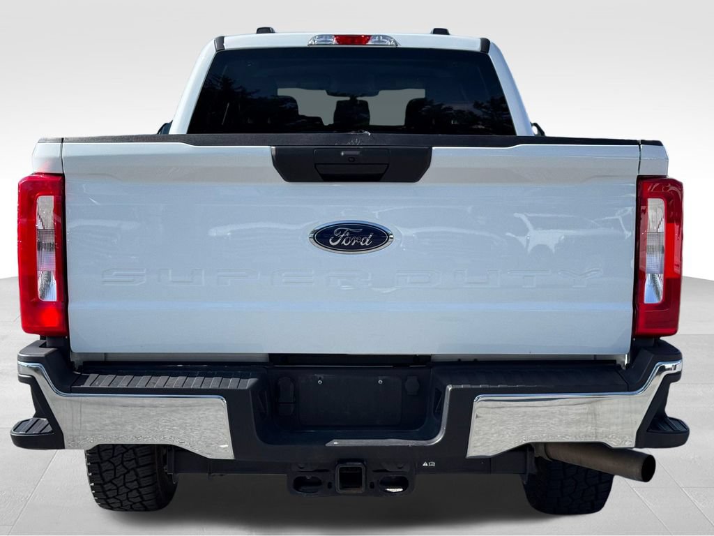 Certified 2025 Ford F250 XLT AWD/4WD image 4