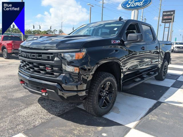 Used 2025 Chevrolet Silverado 1500 Custom Trail Boss w/ LPO, Dark Essentials Package image 1