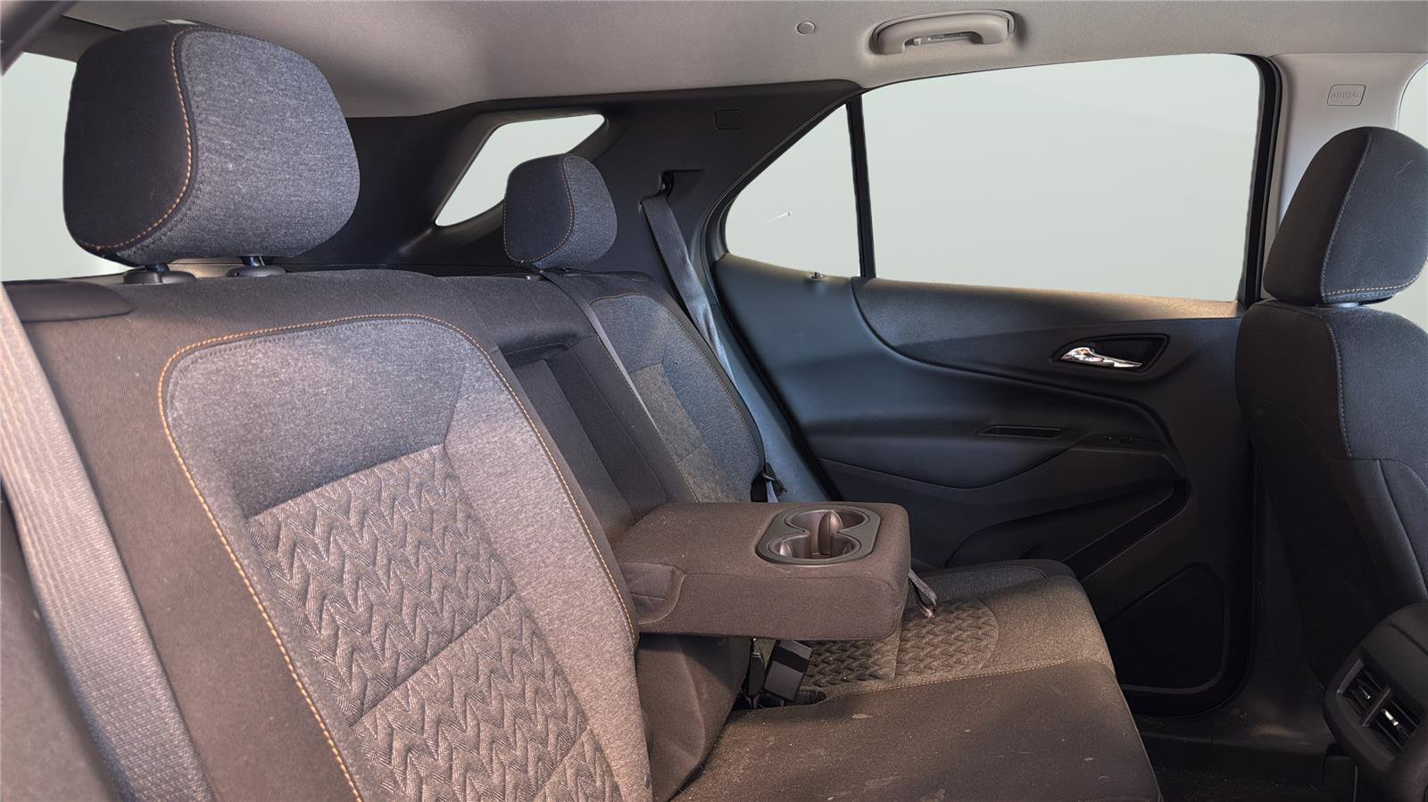 Used 2024 Chevrolet Equinox LT FWD image 17