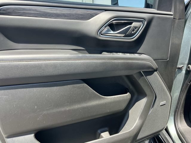 Used 2023 GMC Yukon SLT AWD/4WD image 29