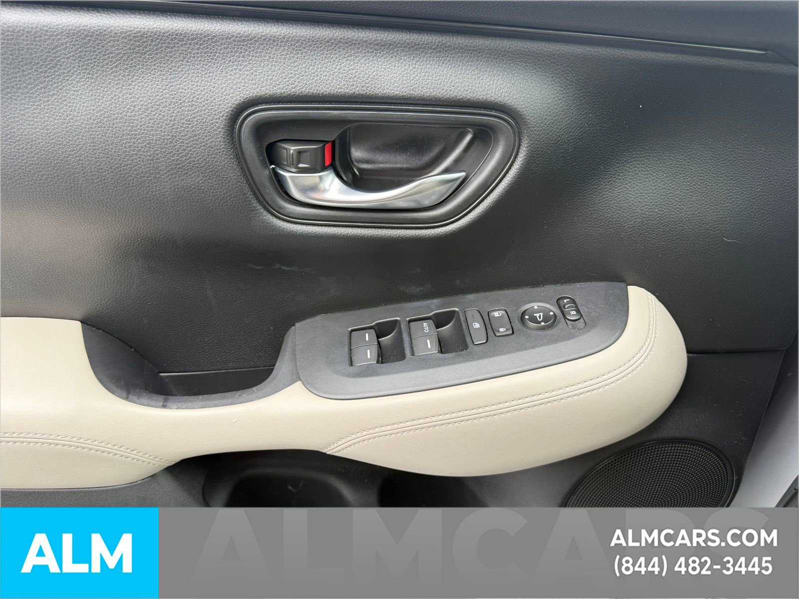 Used 2023 Honda HR-V LX image 24