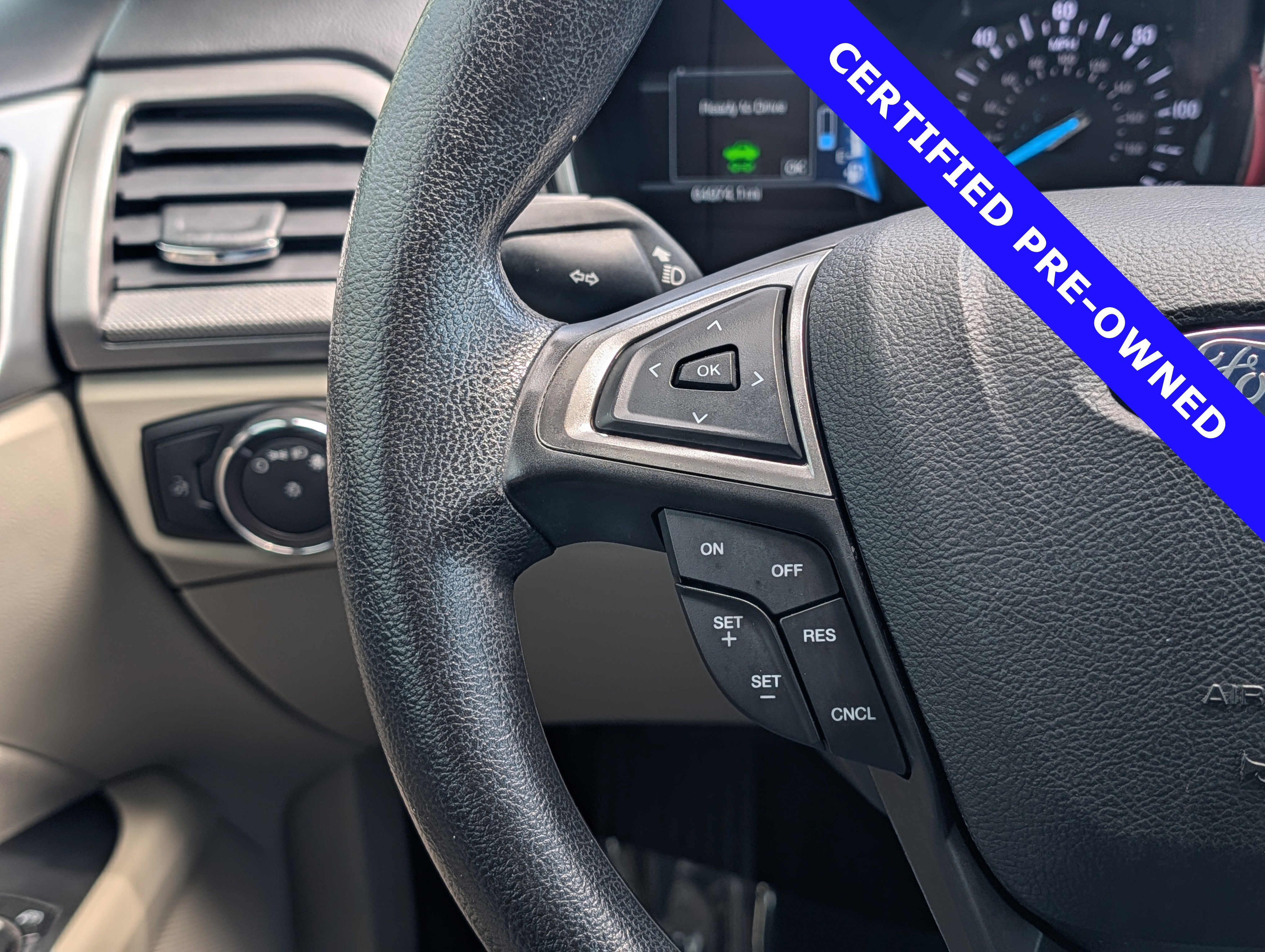 Certified 2018 Ford Fusion SE FWD image 23