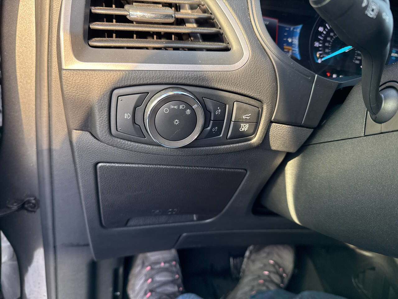 Certified 2022 Ford Edge SEL w/ Sport Appearance Package image 21