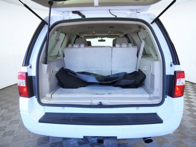 Certified 2017 Ford Expedition EL XLT w/ Equipment Group 202A AWD/4WD image 9