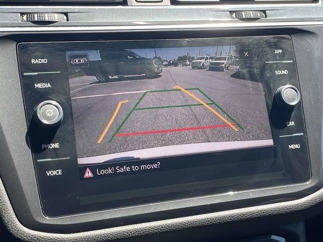 Used 2021 Volkswagen Tiguan SE R-Line FWD image 25