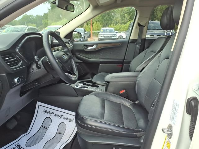 Certified 2020 Ford Escape Titanium AWD/4WD image 12