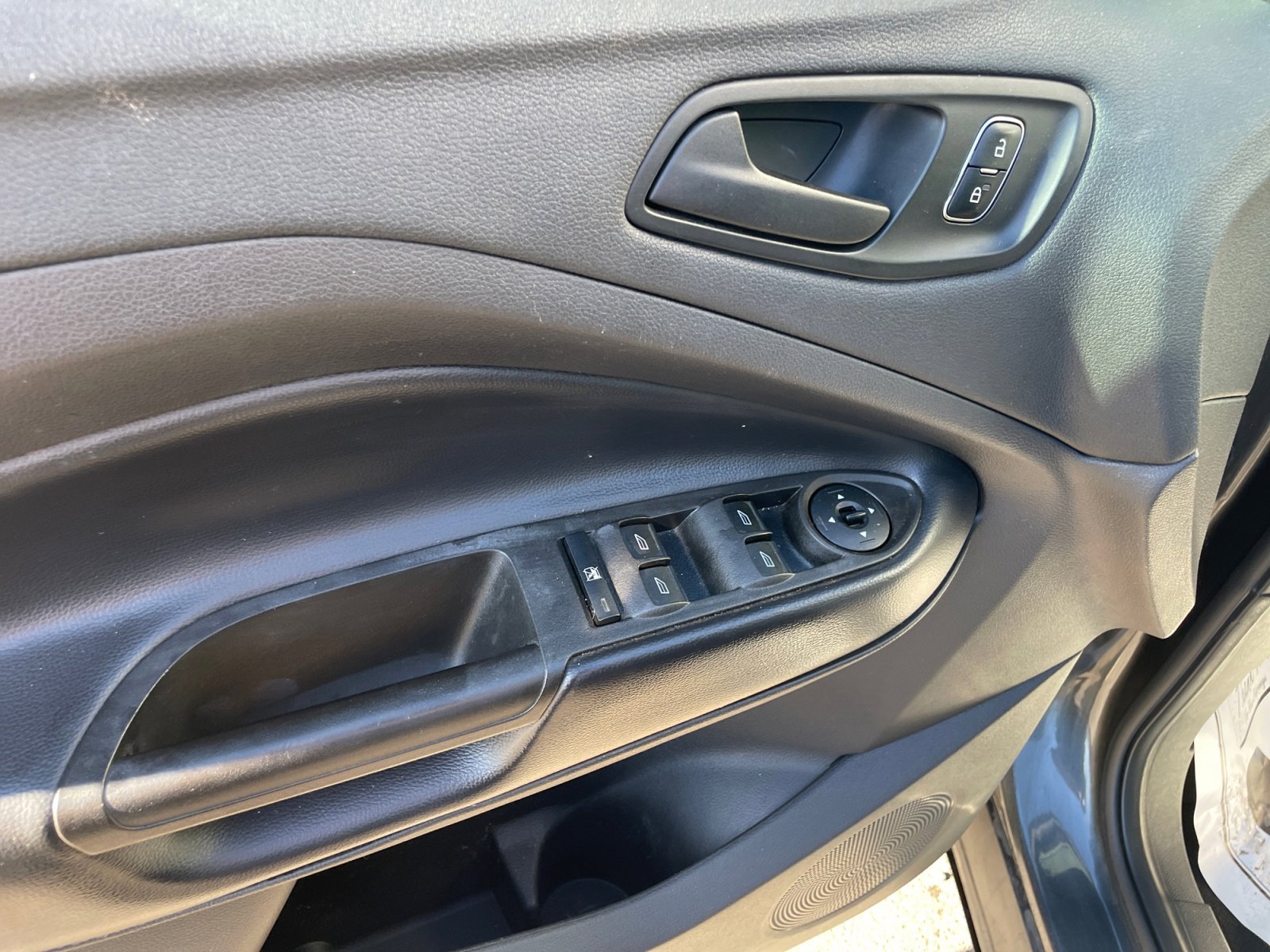 Certified 2019 Ford Escape S image 13