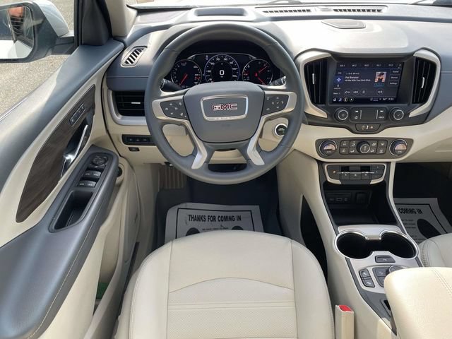 Used 2024 GMC Terrain Denali AWD/4WD image 14