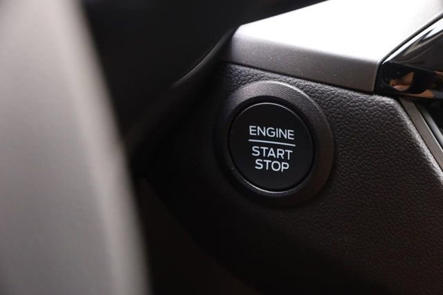 Certified 2025 Ford Escape Active AWD/4WD image 14