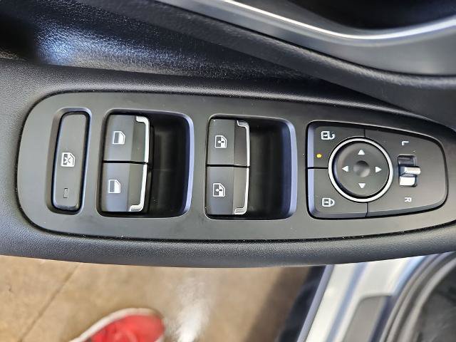 Used 2025 Hyundai Sonata SEL FWD image 27