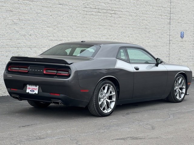 Used 2022 Dodge Challenger GT image 9