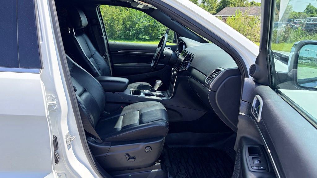 Used 2020 Jeep Grand Cherokee Limited RWD image 25