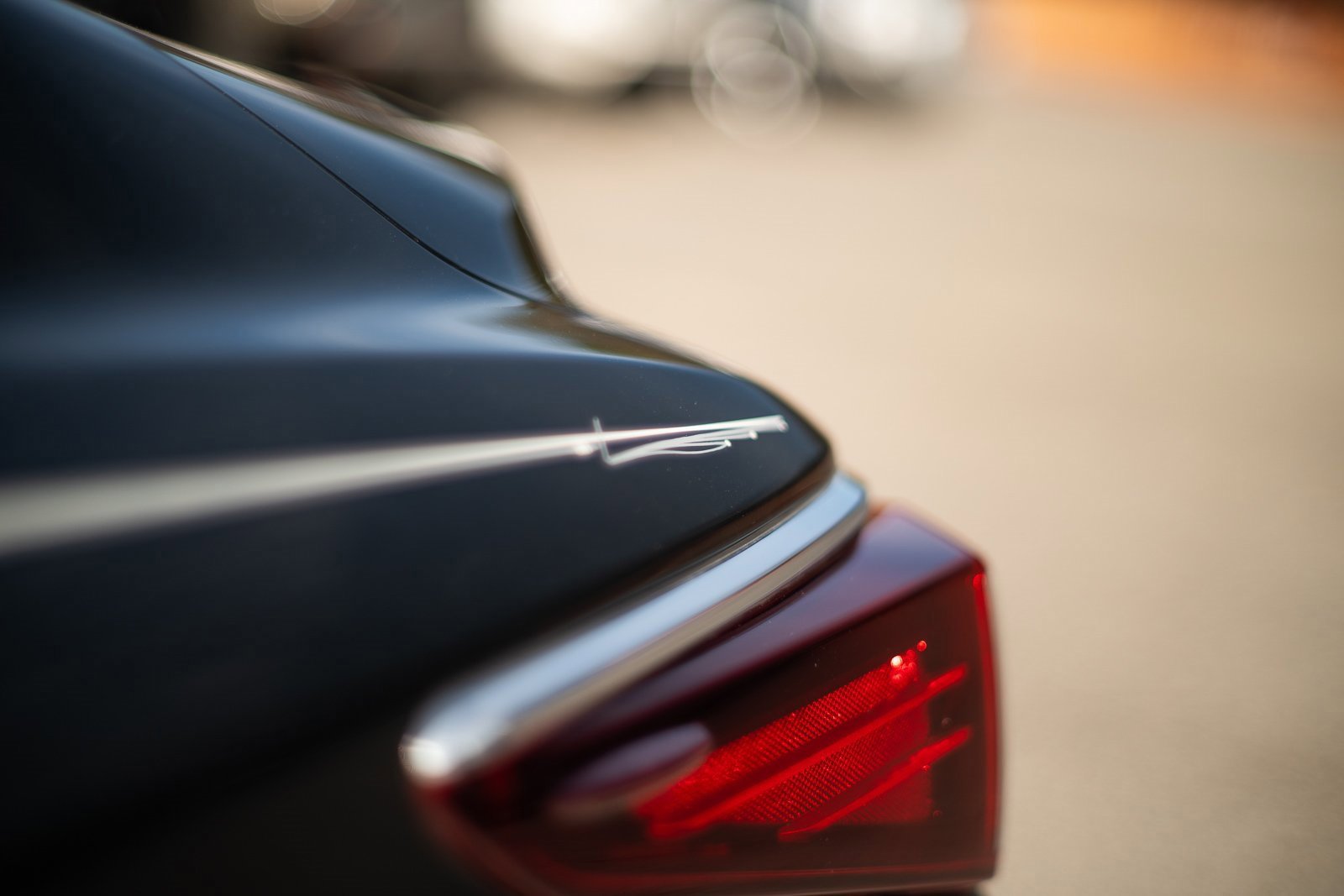 Used 2023 Lexus ES 350 w/ Premium Package image 12