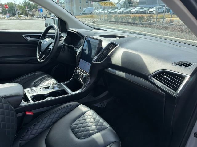 Certified 2024 Ford Edge Titanium image 35