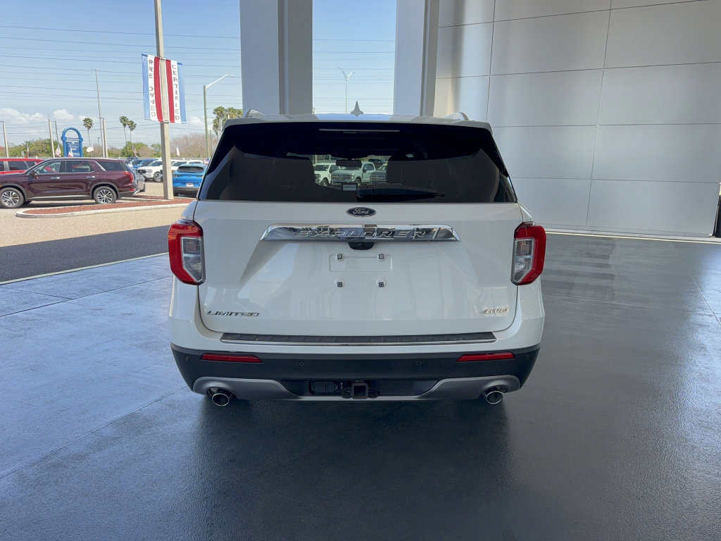 Certified 2023 Ford Explorer Limited w/ Limited Technology Package image 3