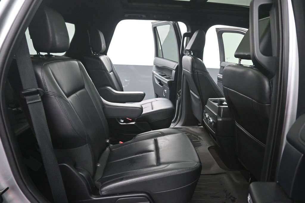 Certified 2021 Ford Expedition XLT RWD image 23
