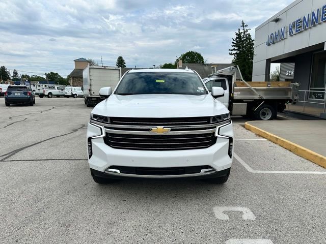 Used 2023 Chevrolet Tahoe LT w/ Luxury Package AWD/4WD image 3