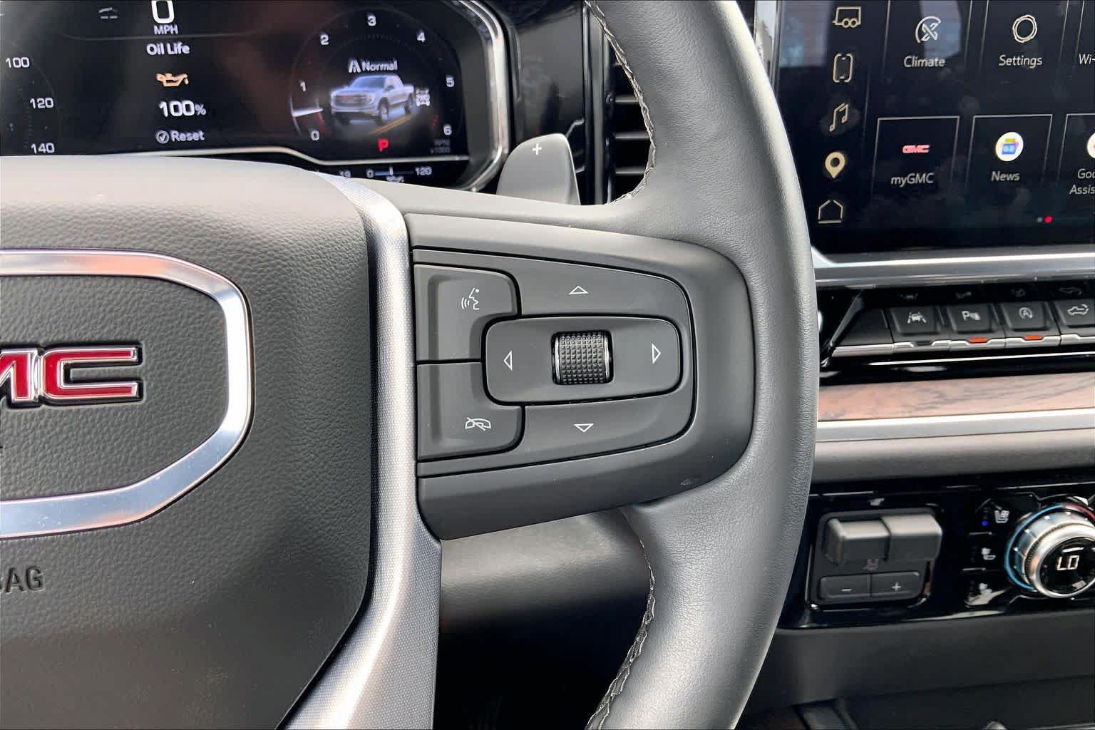 Used 2025 GMC Sierra 1500 SLT w/ SLT Premium Plus Package AWD/4WD image 24
