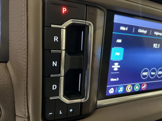 Used 2021 GMC Yukon Denali w/ Denali Premium Package AWD/4WD image 15