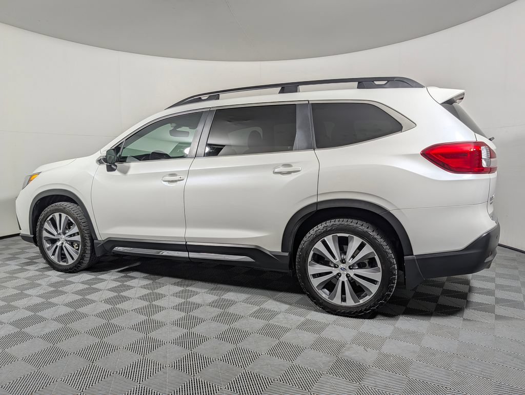 Used 2022 Subaru Ascent Limited w/ Technology Package AWD/4WD image 5