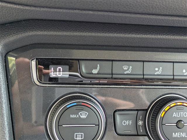 Used 2018 Volkswagen Tiguan SE image 22