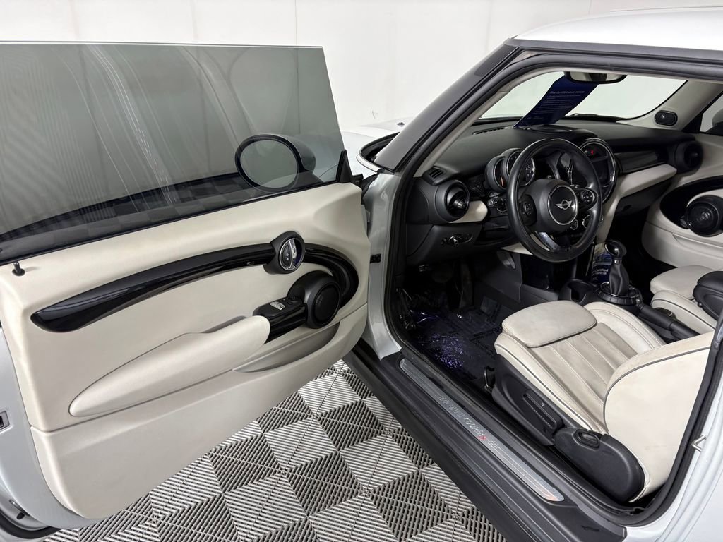 Used 2017 MINI Cooper S FWD image 12