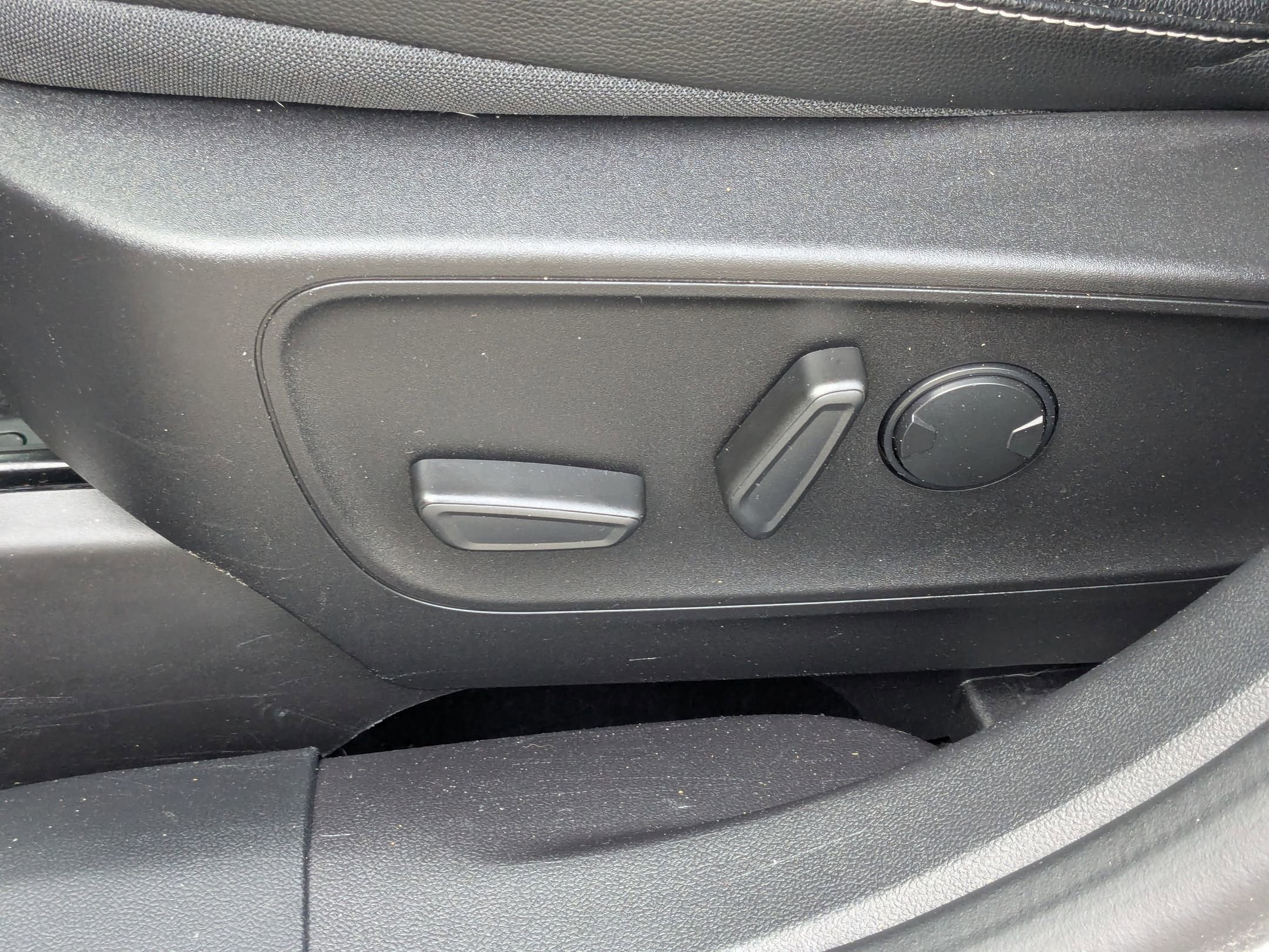 Certified 2022 Ford Escape SEL image 15