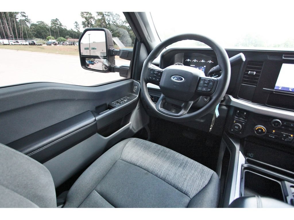 Certified 2024 Ford F250 XLT w/ FX4 Off-Road Package AWD/4WD image 11