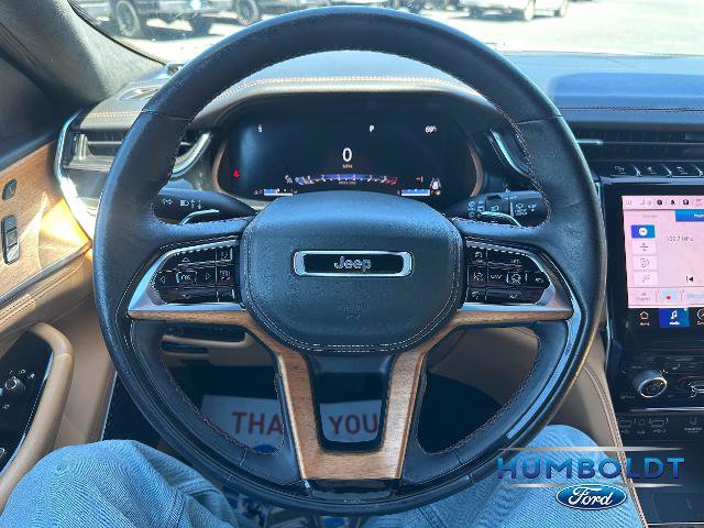 Used 2023 Jeep Grand Cherokee Summit AWD/4WD image 21
