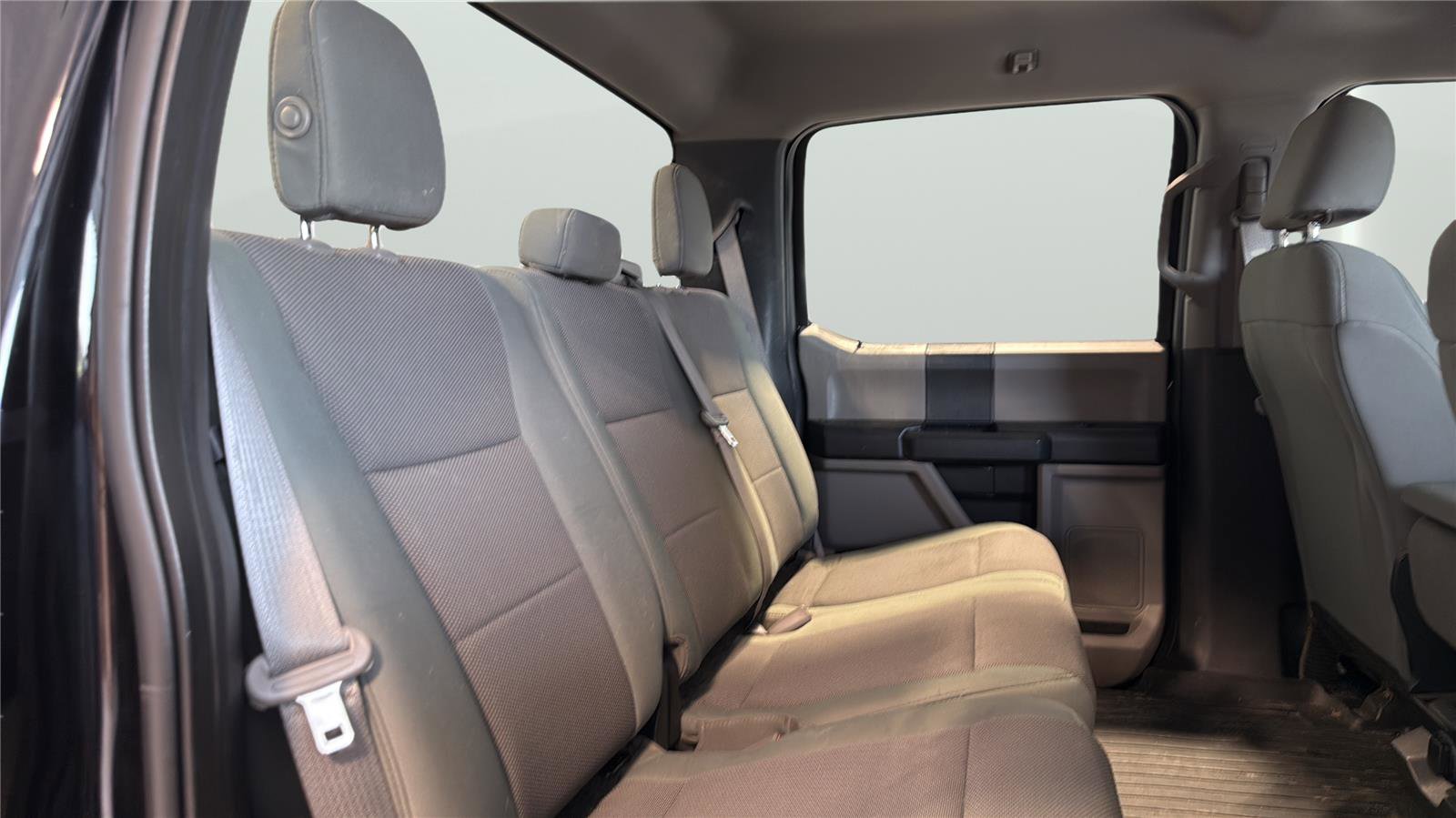 Certified 2018 Ford F250 XL w/ STX Appearance Package image 14