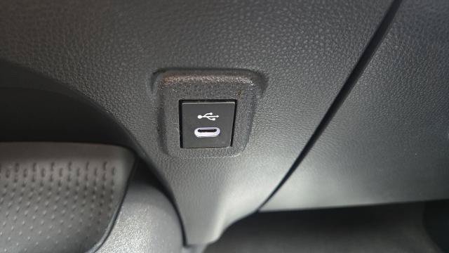 Used 2025 Toyota Corolla LE FWD image 17