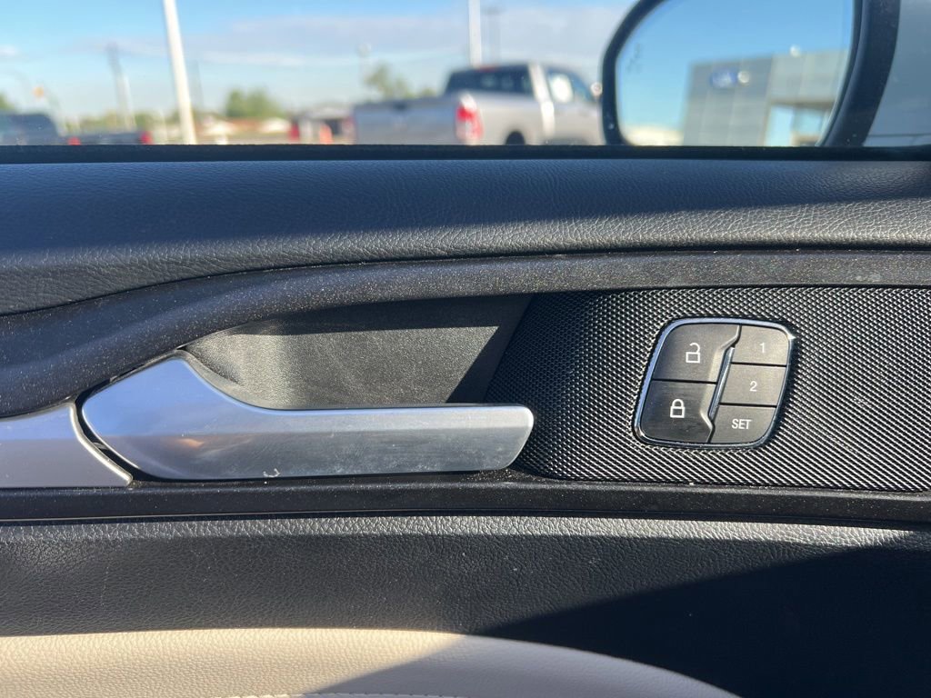 Certified 2018 Ford Fusion Titanium AWD/4WD image 25